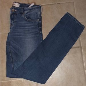 Hollister jeans